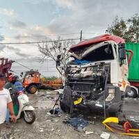 bus-tabrakan-tewaskan-6-orang-di-pati-melaju-bak-balapan