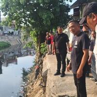 dharma-usung-konsep--limbah-beradab--bersihkan-sampah-di-kali-jakarta