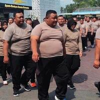 60-polisi-obesitas-di-polres-trenggalek-dipaksa-olahraga-jalan-keliling