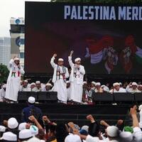 reuni-212-digelar-hari-ini-banyak-tokoh-diundang-tapi-anies-malah-nggak-diundang