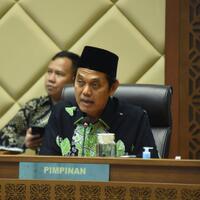 tanggapi-wacana-kepala-daerah-dipilih-dprd-dpr-rakyat-jadi-objek-lagi