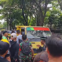 pembangunan-musholla-dihadang-sekuriti-summarecon-warga-kecewa