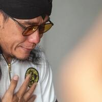 gus-miftah-menangis-di-acara-ponpes-ora-aji-sudah-dapat-pelajaran-penting