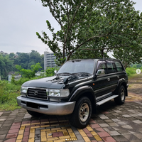 toyota-land-cruiser-vx80-hijau-tahun-1995