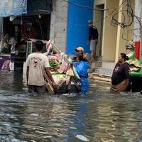 banjir-rob-jadi-masalah-di-jakut-tanggul-mitigasi-dibangun-tahun-ini