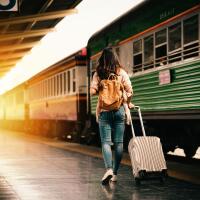 lompat-dari-kereta-11-orang-tewas-tertabrak-ka-dari-arah-berlawanan