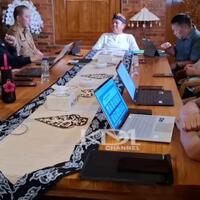 dedi-mulyadi-minta-semua-duit-pajak-kendaraan-rp8-tiriliun-untuk-perbaikan-jalan