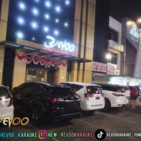 revoo-karaoke-pondok-indah-jakarta-selatan