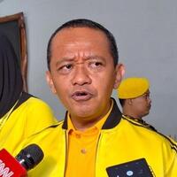 bahlil-jangan-ajari-saya-naik-angkutan-umum-saya-sopir-angkot-waktu-sma