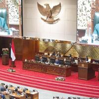 dpr-setujui-ruu-minerba-menjadi-undang-undang-ormas-dan-ukm-sah-boleh-kelola-tambang