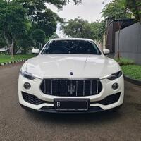 maserati-levante-v6-30-white-2017