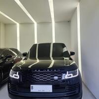 range-rover-vogue-swb-black-2018