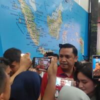 jelang-sidang-hasto-megawati-kumpulkan-anggota-komisi-iii-dpr-besok