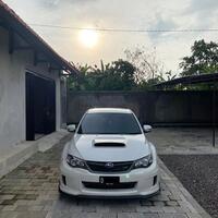 subaru-wrx-sti-white-2013