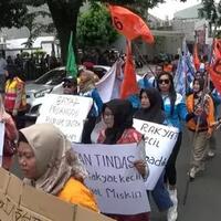 buruh-minta-thr-karena-bos-sritex-dinilai-masih-punya-rp-50-triliun