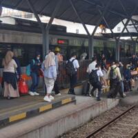 arus-balik-lebaran-2025-kai-daop-8-surabaya-catatkan-247114-penumpang