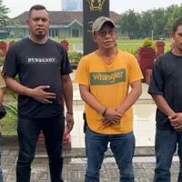 berani-beraninya-debt-collector-tarik-paksa-mobil-di-markas-tni