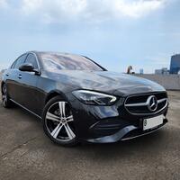 mercedes-benz-c-200-15-avangarde-line-sedan-2023-black-on-black