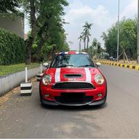 mini-cooper-s-r56-chili-red-on-black-2008
