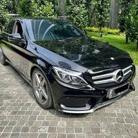 mercedes-benz-c250-amg-black-on-black-2016
