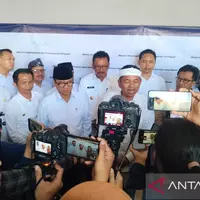dedi-mulyadi-bakal-jadikan-kb-syarat-terima-beasiswa--bantuan-sosial