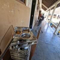 kepala-sekolah-sd-n-4-wonorejo-jadi-korban-keracunan-menu-mbg