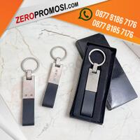 souvenir-promosi-premium-gantungan-kunci-metal-gk-a06-custom-logo