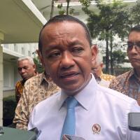 bahlil-heran-impor-bbm-dari-singapura-harusnya-lebih-murah-tapi-malah-mahal