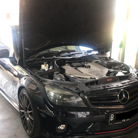 mercedes-benz-c63-amg-black-on-black-2009