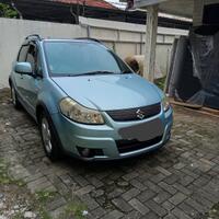 jual-mobil-suzuki-xover-15-matic-2008-biru-muda-metalik
