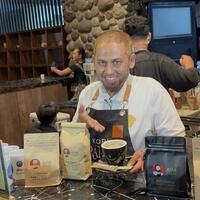 umar-patek-eks-perakit-bom-yang-kini-resmi-jadi-peramu-kopi