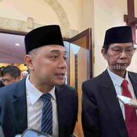 resmi-minimarket-di-surabaya-boleh-tarik-parkir-ini-kata-wali-kota-eri