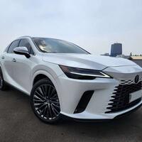 lexus-rx-350-hybrid-2024-white-on-black