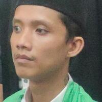 suami-jual-istrinya-di-medsos-demi-uang-pria-surabaya-diadili