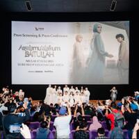 assalamualaikum-baitullah-kuatnya-perempuan-menghadapi-badai-bersama-kekuatan-doa