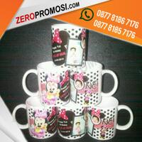 souvenir-mug-ultah-anak-custom-nama--desain