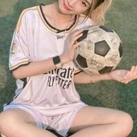 minta-pendapatnya-guys-dan-tolong-jangan-bully-gue