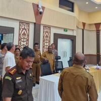 rapat-tertutup-forkopimda-pbd-polemik-pemindahaan-tapol-papua-gubernur-enggan-beri