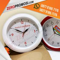souvenir-berkesan-jam-dinding-promosi-custom-logo
