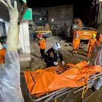 keluarga-korban-minta-pengasuh-pp-al-khoziny-sidoarjo-tanggung-jawab