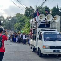 rumah-ridwan-kamil-mendadak-digeruduk-puluhan-santri-ternyata-ini-alasannya