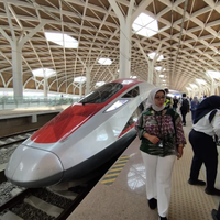 kereta-cepat-cerminkan-ambisi-simbolik-daripada-kebutuhan-mobilitas-yang-mendesak