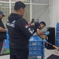 demi-judi-online-pria-di-malang-bobol-atm-di-indomaret