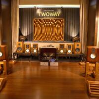 jiavs-2025-siap-pertemukan-teknologi-analog-dan-digital-berkelas-dunia