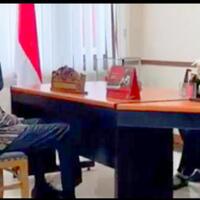 terkuak-sosok-yang-diduga-edit-ijazah-jokowi-roy-suryo-fotonya-miring