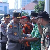 kapolda-metro-pimpin-apel-siaga-potmas-perkuat-sinergi-jaga-kamtibmas