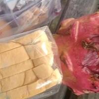 orang-tua-murid-keluhkan-buah-busuk-dan-roti-berjamur-di-pejanggik