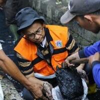 emoh-ikuti-gaya-jokowi-blusukan-masuk-gorong-gorong-pramono-pilih-kerja-pakai-otak