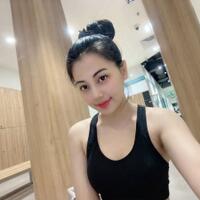mawar-hitam-berlumpur-di-tepi-jalan