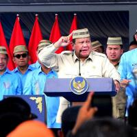 menyala-nyala-prabowo-targetkan-pertumbuhan-ekonomi-indonesia-2027-sebesar-6